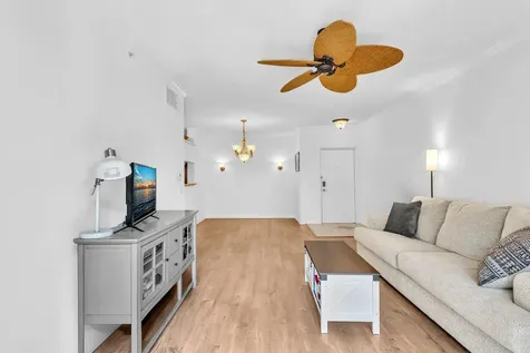 4216 Tuscany Way Boynton Beach FL 33435