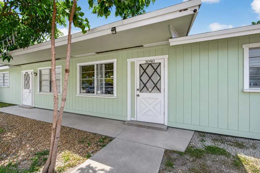 3088 Prince Drive Lake Worth FL 33461