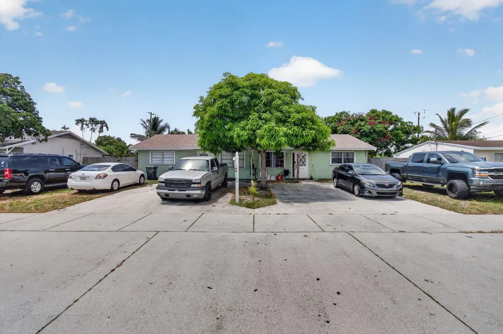 3088 Prince Drive Lake Worth FL 33461
