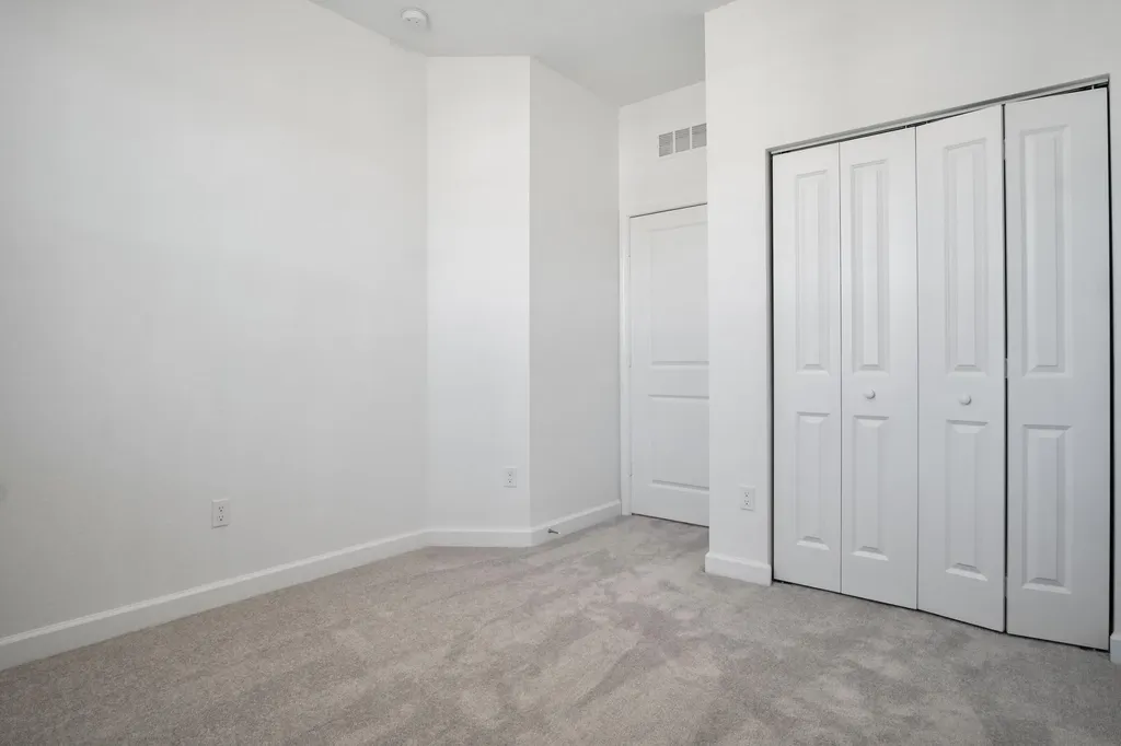381 SE Crossoak Lane Port St Lucie FL 34984