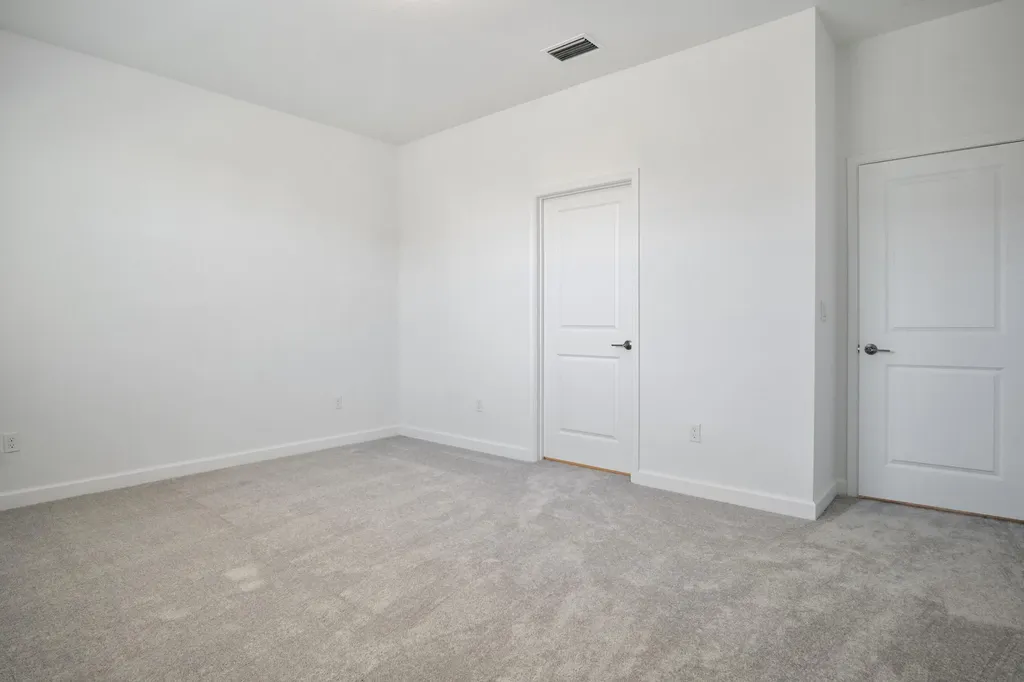 381 SE Crossoak Lane Port St Lucie FL 34984