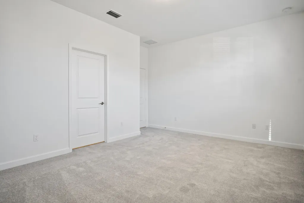 381 SE Crossoak Lane Port St Lucie FL 34984