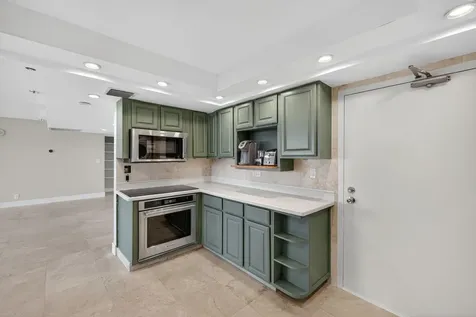 3200 Port Royale Drive N Fort Lauderdale FL 33308