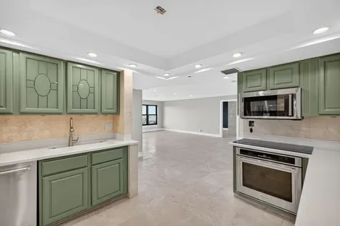 3200 Port Royale Drive N Fort Lauderdale FL 33308