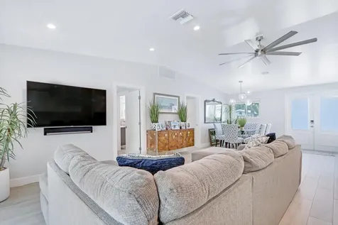 27 Willow Road Tequesta FL 33469