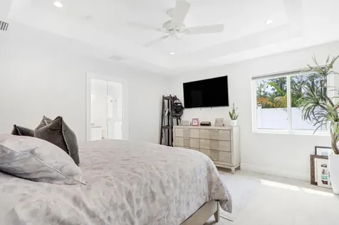 27 Willow Road Tequesta FL 33469