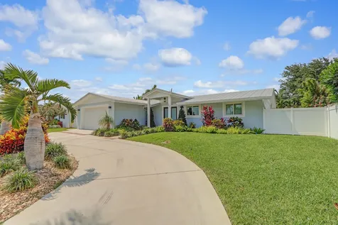 27 Willow Road Tequesta FL 33469