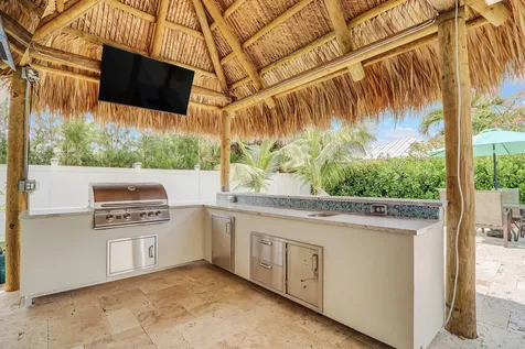 27 Willow Road Tequesta FL 33469