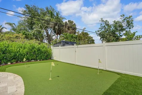 27 Willow Road Tequesta FL 33469