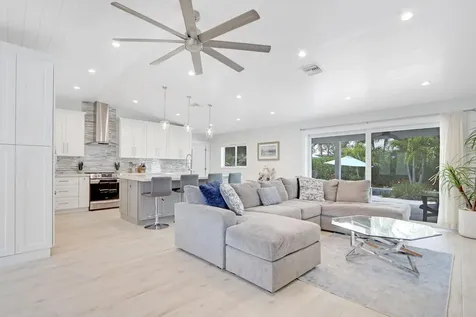 27 Willow Road Tequesta FL 33469