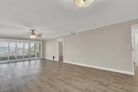 1036 Us-1 North Palm Beach FL 33408