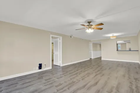 1036 Us-1 North Palm Beach FL 33408