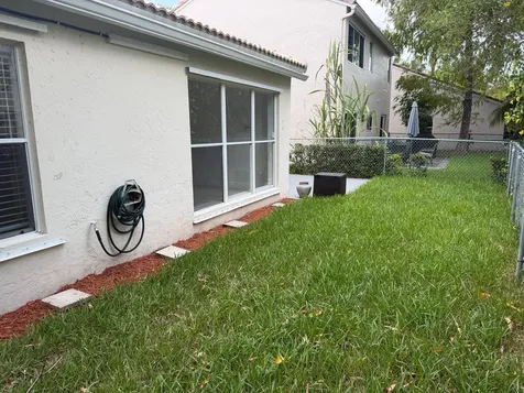 7657 Sanctuary Drive Coral Springs FL 33065