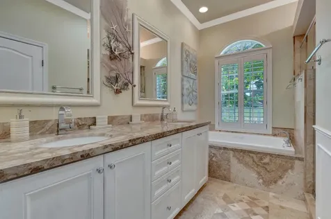 1 Via Verona Palm Beach Gardens FL 33418