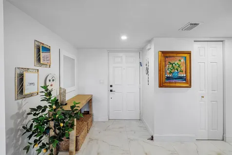 800 Jeffery Street Boca Raton FL 33487