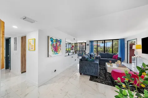 800 Jeffery Street Boca Raton FL 33487