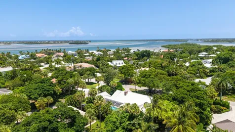 15 W High Point Road Sewalls Point FL 34996