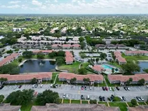 10008 Twin Lakes Drive Coral Springs FL 33071