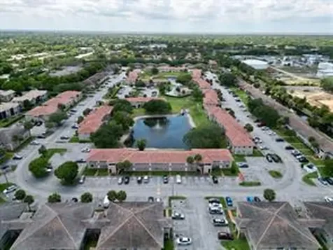 10008 Twin Lakes Drive Coral Springs FL 33071