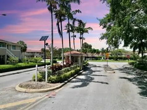 10008 Twin Lakes Drive Coral Springs FL 33071