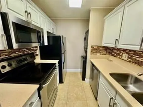 10008 Twin Lakes Drive Coral Springs FL 33071