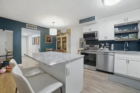 9412 S Belfort Circle Tamarac FL 33321