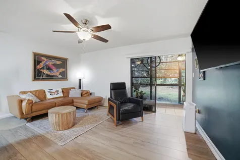 9412 S Belfort Circle Tamarac FL 33321