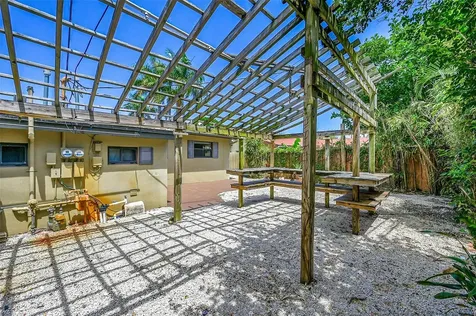 2200 NE 54th Street Fort Lauderdale FL 33308