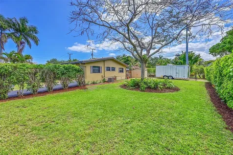 2200 NE 54th Street Fort Lauderdale FL 33308
