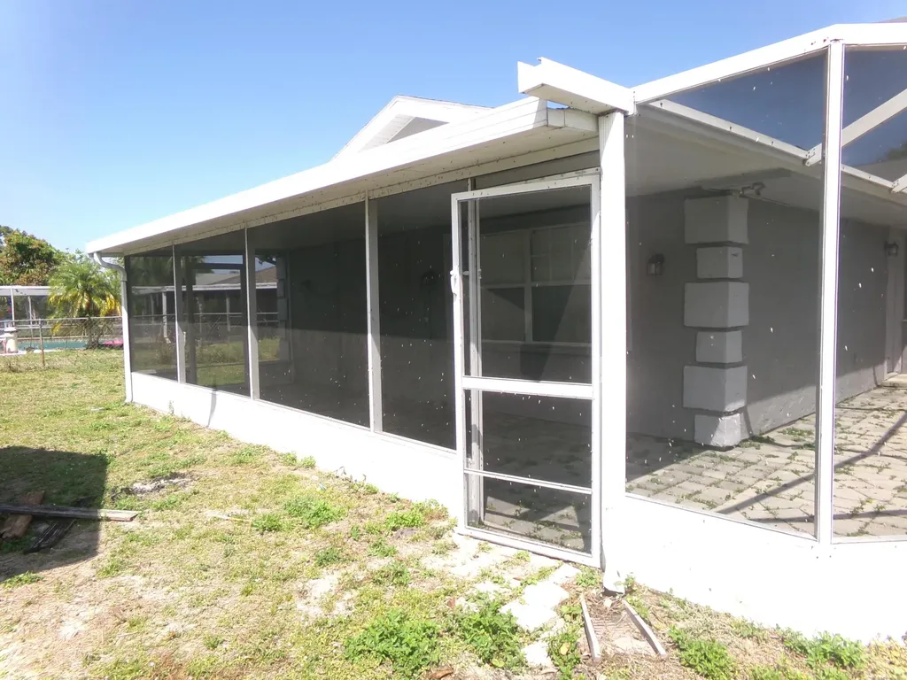 1380 SE Buckingham Terrace Port St Lucie FL 34952