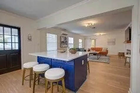475 Seabrook Road Tequesta FL 33469