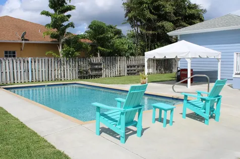 475 Seabrook Road Tequesta FL 33469