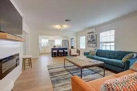 475 Seabrook Road Tequesta FL 33469
