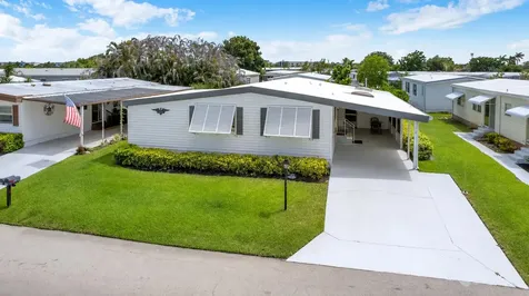 140 NE Pinelake Village Boulevard Jensen Beach FL 34957