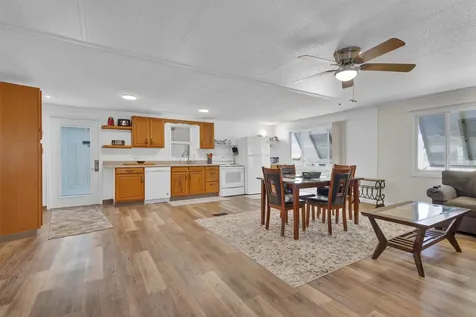 140 NE Pinelake Village Boulevard Jensen Beach FL 34957