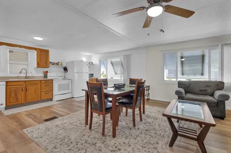 140 NE Pinelake Village Boulevard Jensen Beach FL 34957