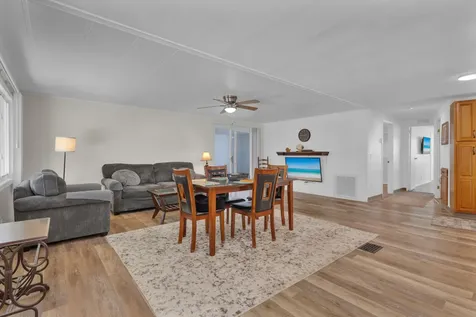 140 NE Pinelake Village Boulevard Jensen Beach FL 34957