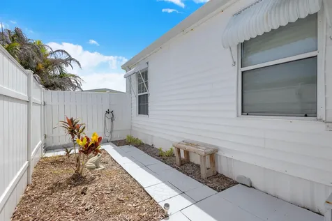 140 NE Pinelake Village Boulevard Jensen Beach FL 34957