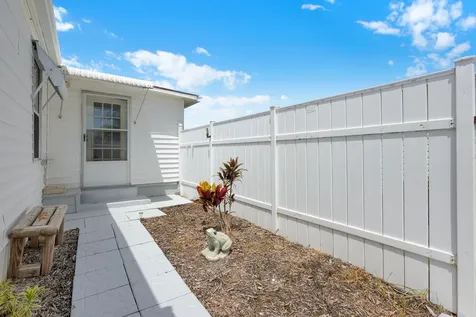 140 NE Pinelake Village Boulevard Jensen Beach FL 34957