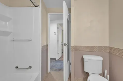 140 NE Pinelake Village Boulevard Jensen Beach FL 34957