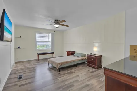 140 NE Pinelake Village Boulevard Jensen Beach FL 34957