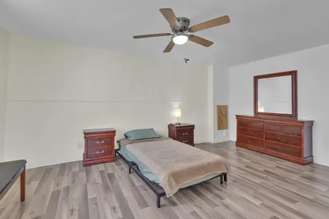 140 NE Pinelake Village Boulevard Jensen Beach FL 34957