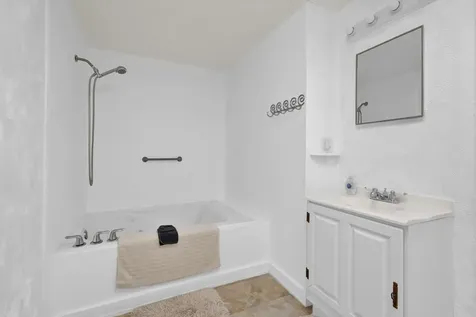 140 NE Pinelake Village Boulevard Jensen Beach FL 34957