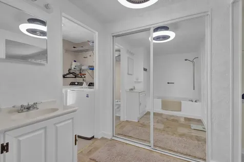 140 NE Pinelake Village Boulevard Jensen Beach FL 34957
