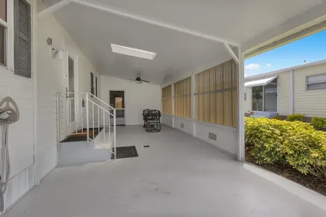 140 NE Pinelake Village Boulevard Jensen Beach FL 34957