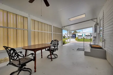 140 NE Pinelake Village Boulevard Jensen Beach FL 34957