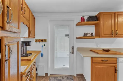 140 NE Pinelake Village Boulevard Jensen Beach FL 34957