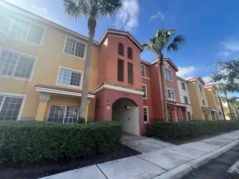 6760 Heritage Grande Boynton Beach FL 33437