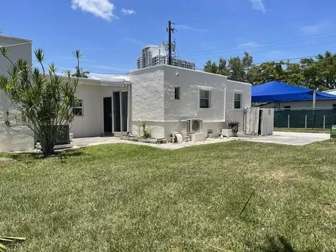 1631 Harrison Street Hollywood FL 33020