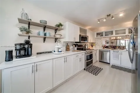 2560 NW 103rd Avenue Sunrise FL 33322